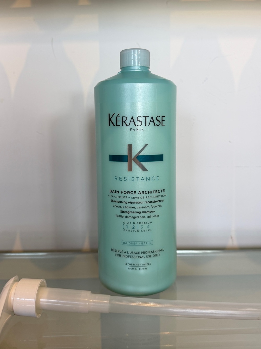 Kerastase RÉSISTANCE BAIN FORCE
ARCHITECTE SHAMPOO New 1000 ML with pump